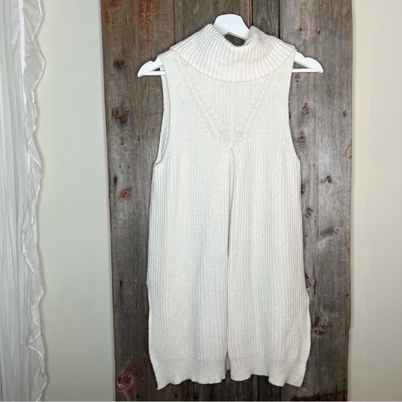 Angel of the North Anthropologie Ivory Wool Blend Sleeveless Turtleneck sz Small - Picture 6 of 13